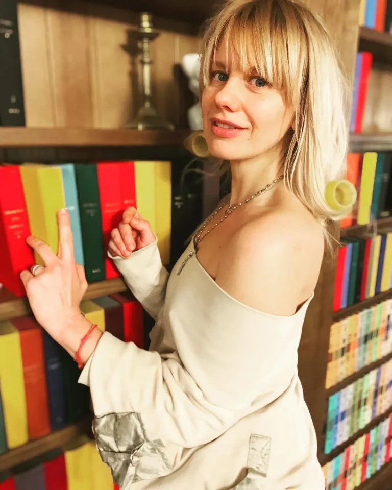 Алимова Альона Сергіївна: акторка, режисерка та натхненна мама з Маріуполя