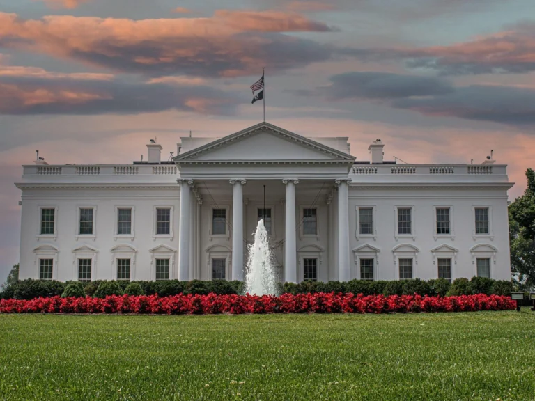 Білий дім США: історія, архітектура та символ президентської влади