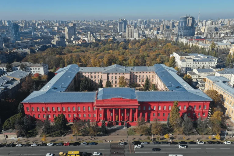 Юридичні університети України: топ закладів та особливості вибору 2026