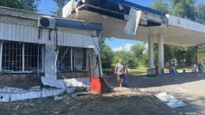 Пошкоджена АЗС у Харкові після удару дрона «Молнія»
