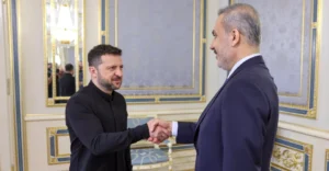 Хакан Фідан та Володимир Зеленський під час зустрічі щодо партнерства України й Туреччини
