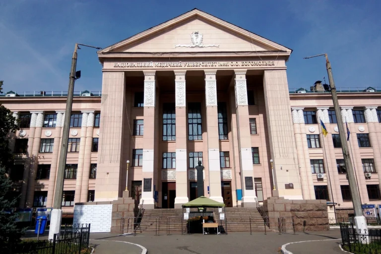 Медичні університети України 2026: як обрати заклад для успішної кар’єри лікаря