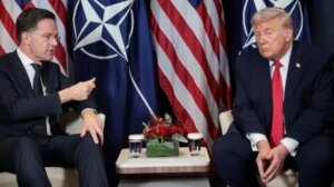 Марк Рютте та Дональд Трамп обговорюють витрати на оборону НАТО