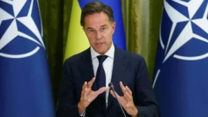 Марк Рютте виступає на саміті НАТО щодо перехоплювачів для України