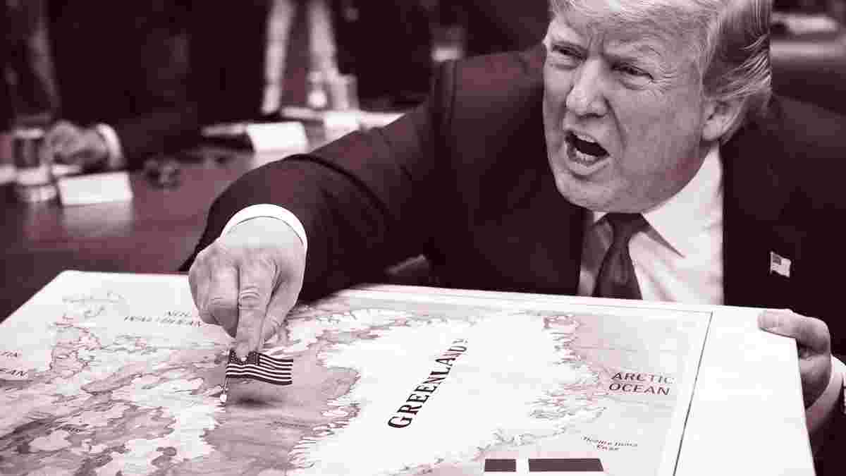 Дональд Трамп вказує на Гренландію з прапором США на карті Арктики