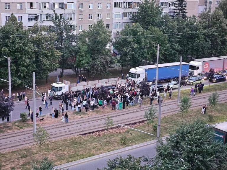 Сихів: репетиція розриву договору між державою та людьми
