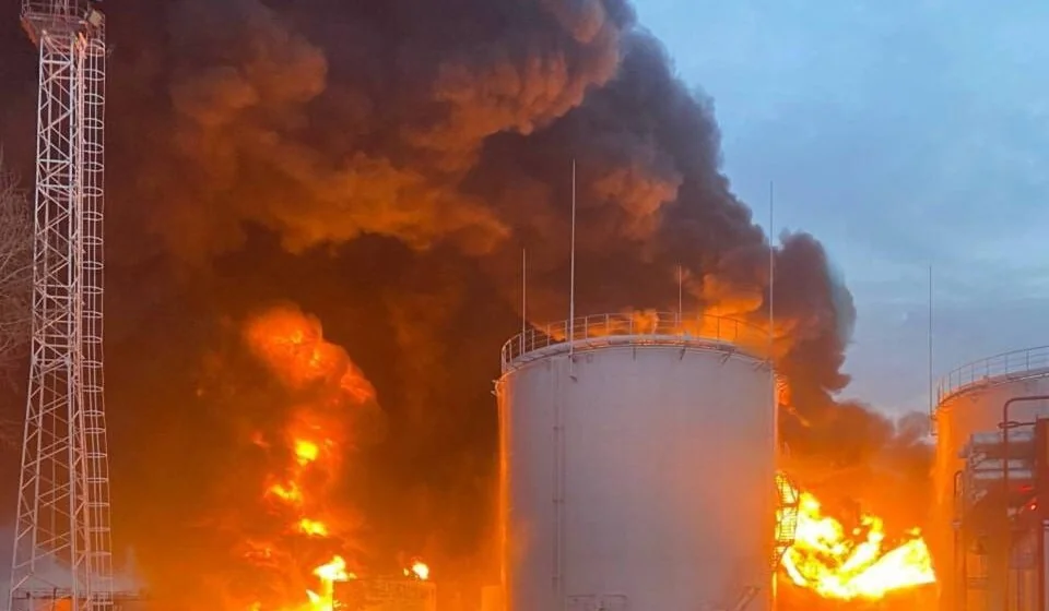 Пожежа на нафтобазі Ставропольська після удару українських військ