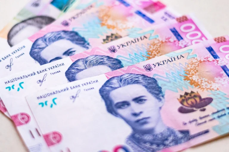 Сколько пенсионеров в Украине в 2026 году